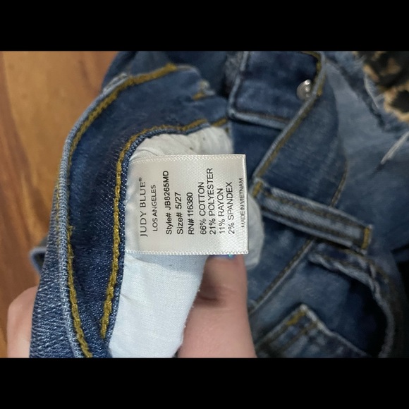 Leopard patch skinny Judy Blue jeans - Picture 8 of 8